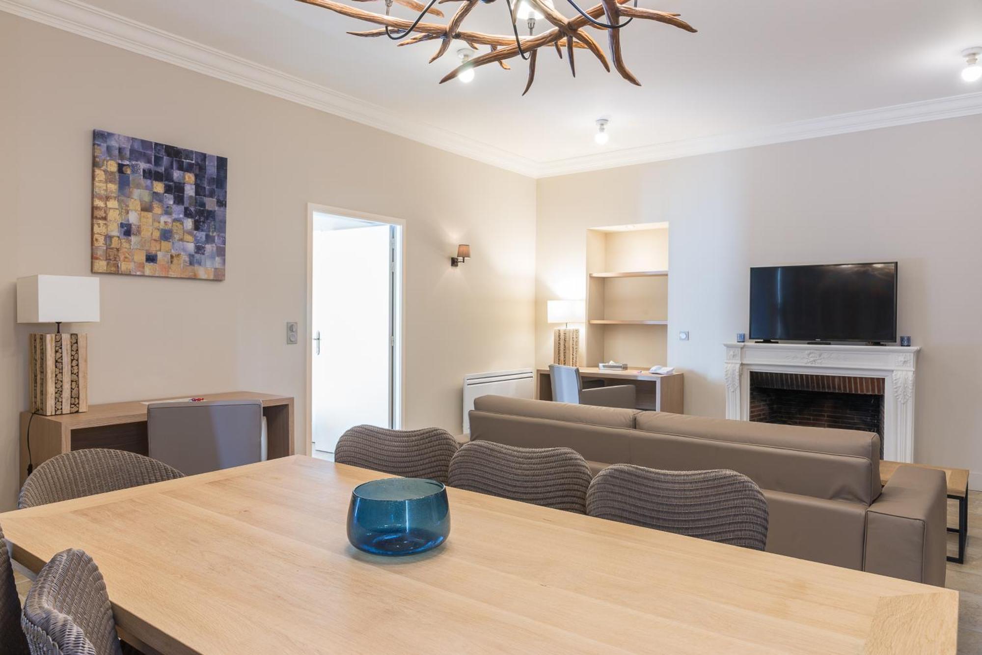 Prestige Suite