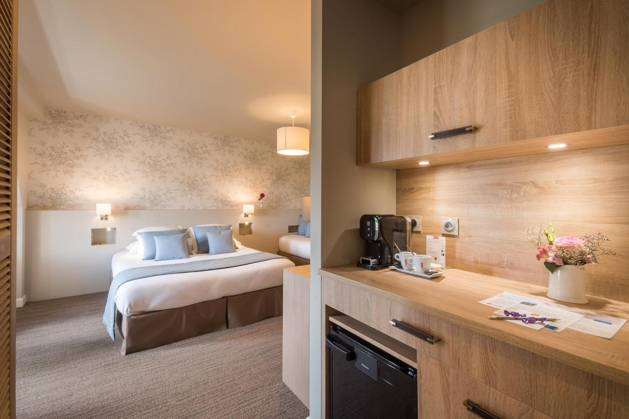 Prestige Room