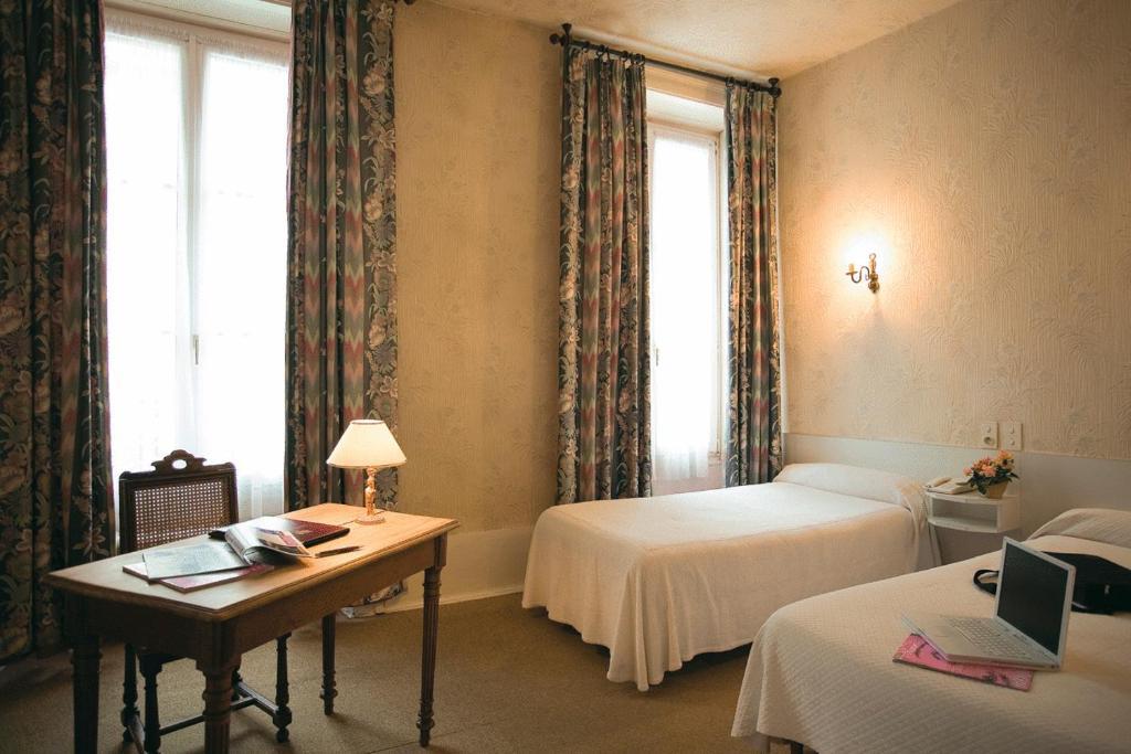 Superior Double Room Bath