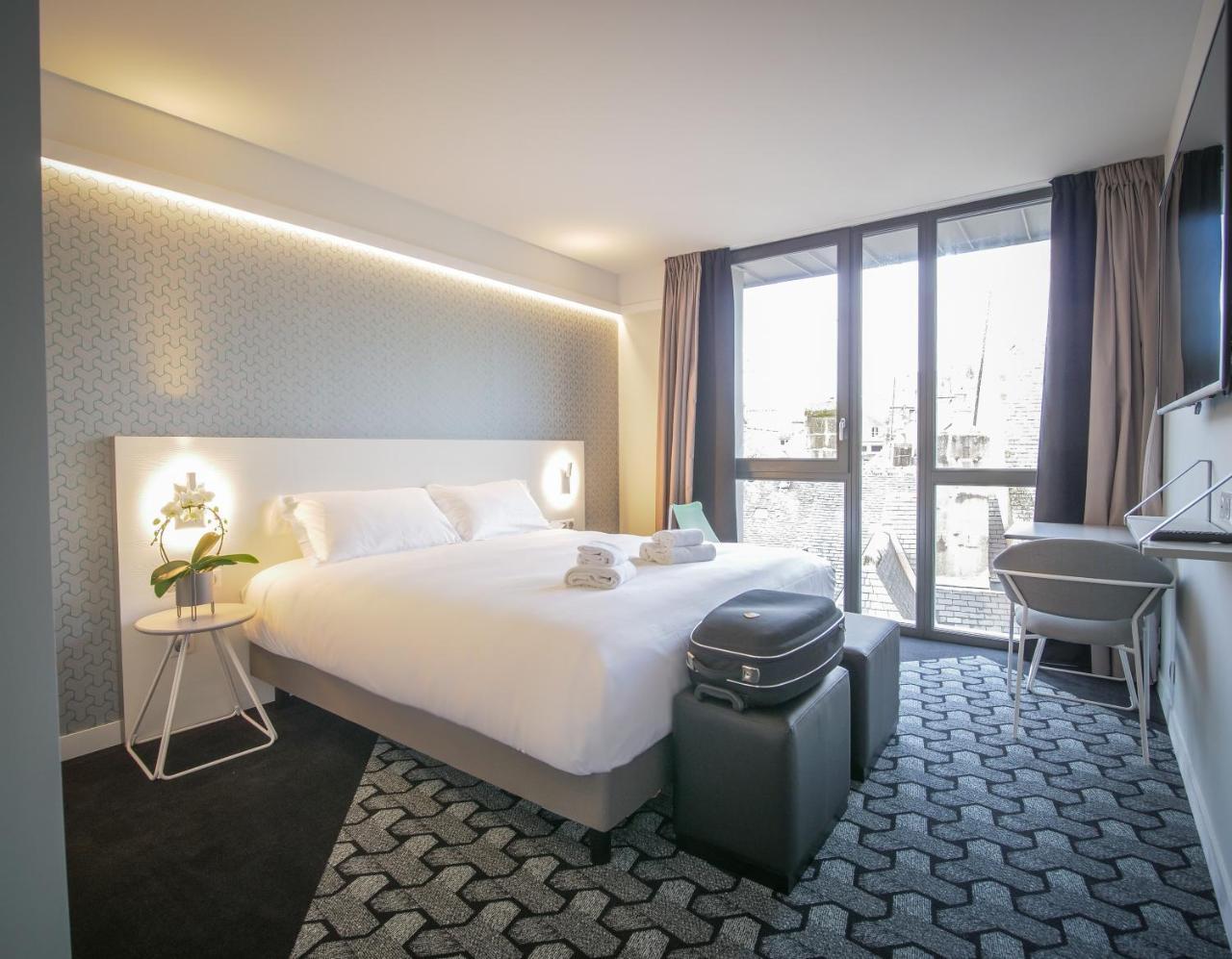 Double Room King Size Bed