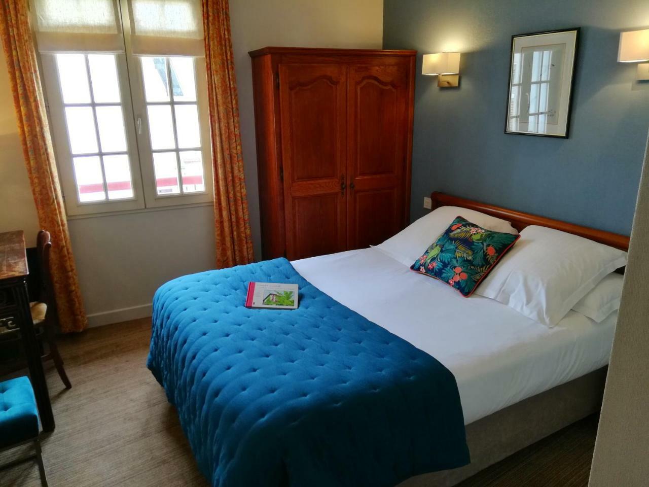 Small Classic Double Room