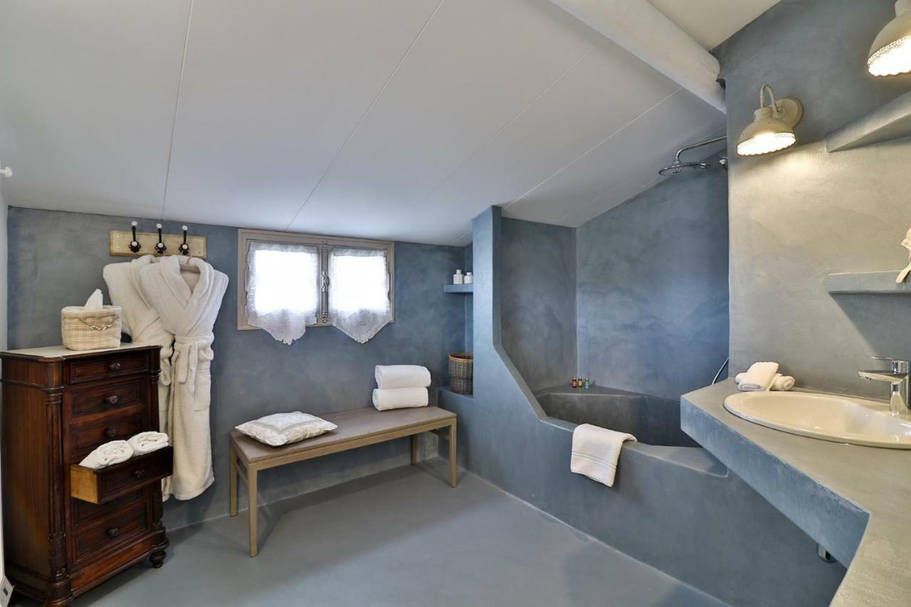 King Suite with Balcony,1584675413:JPEG
