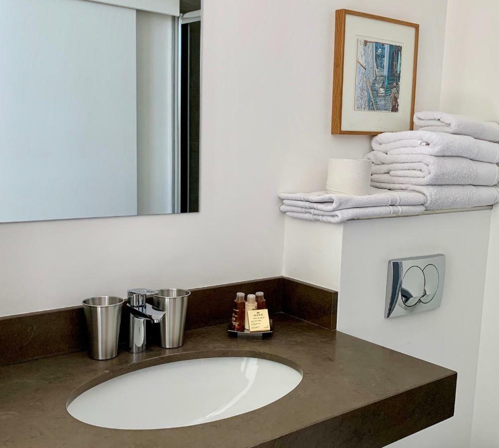 Deluxe One-Bedroom Apartment 38m2
