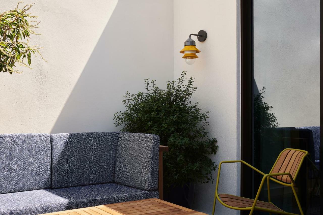 Apartment Terrace,1144504335:JPEG