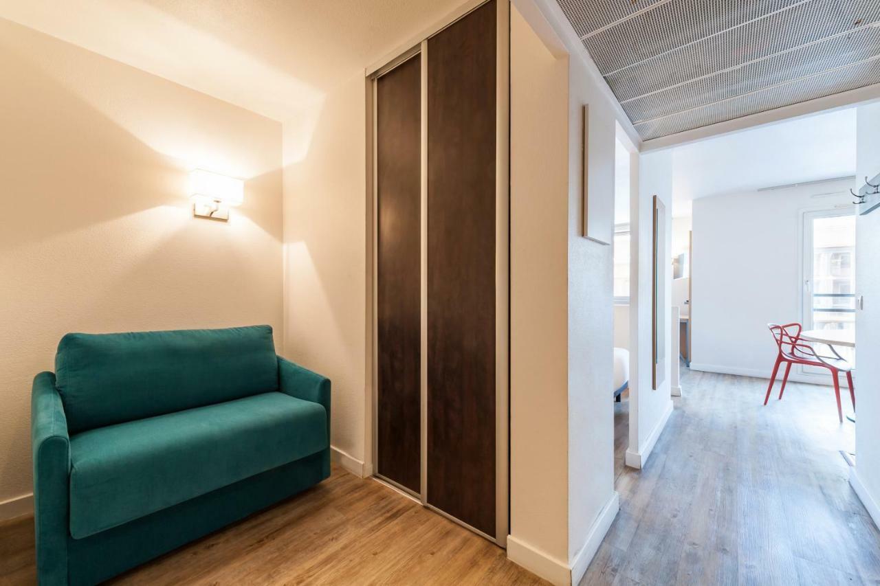 One-Bedroom Apartment (3 Adults)