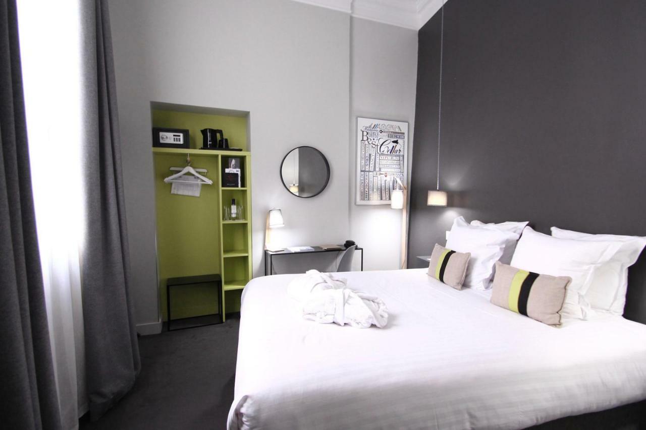 Comfort Room,831521501:JPEG