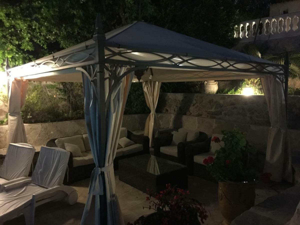 Doppelzimmer mit Gartenblick
