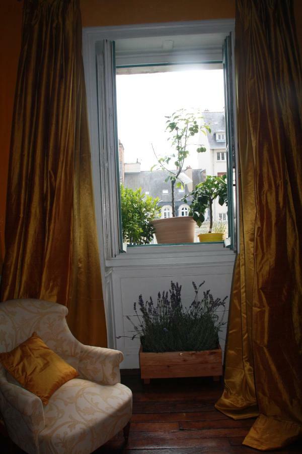 Deluxe Double Room Bath