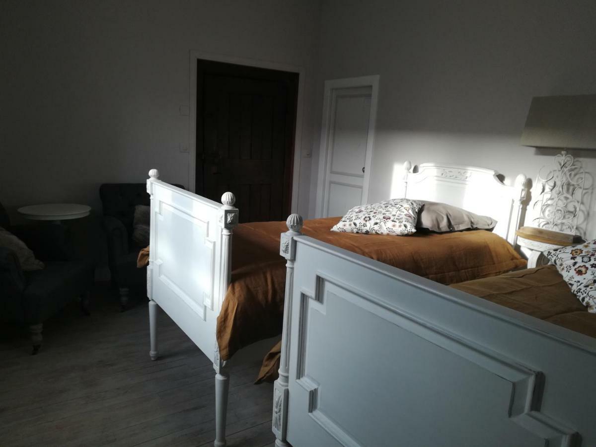 Twin Room Private Bathroom
