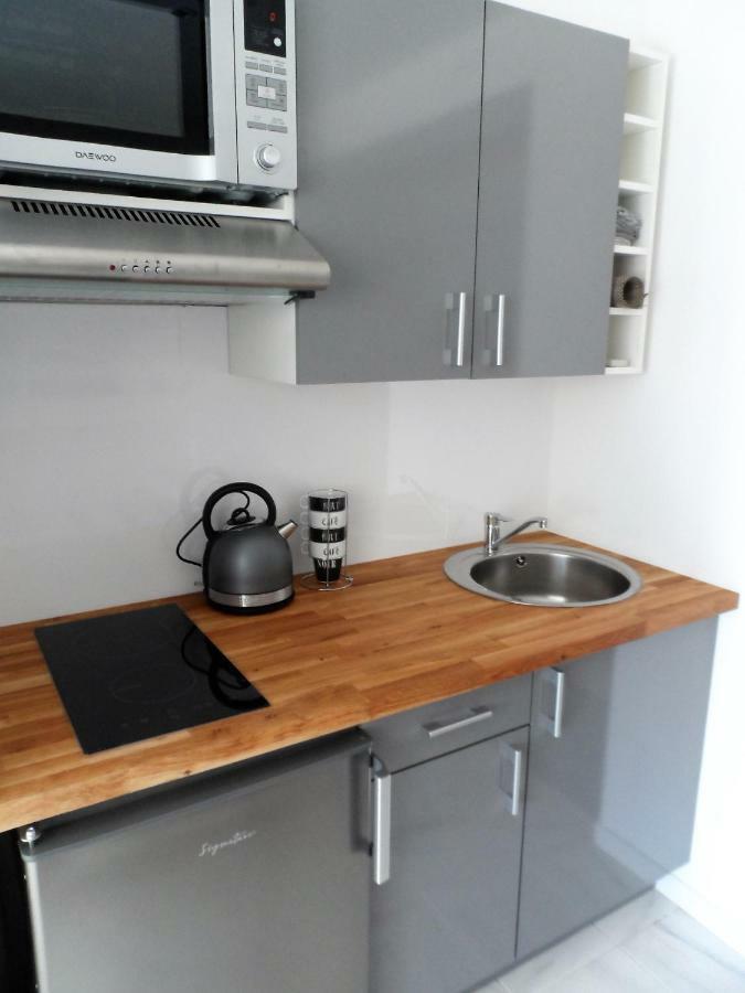 Studio with Sea View,861793289:JPEG