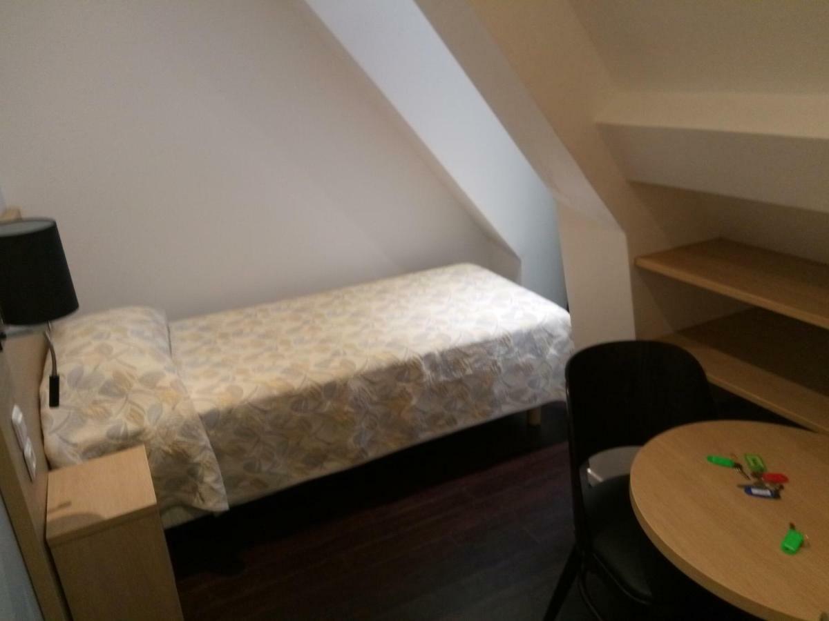 Single Room Private Bathroom