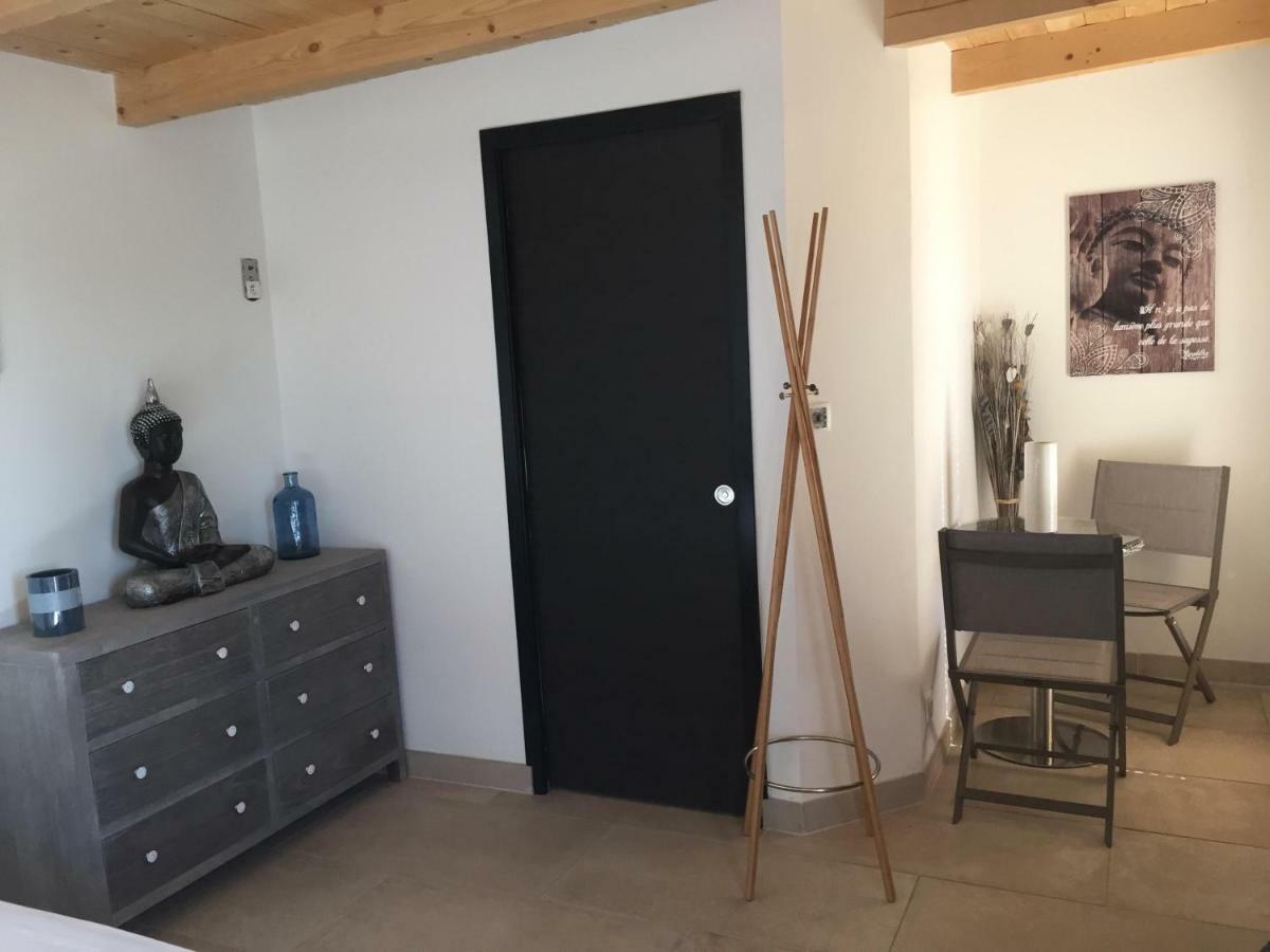 Double or Twin Room Private Bathroom