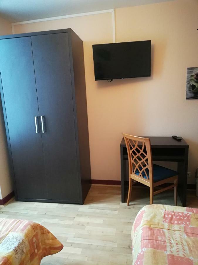 Twin Room,912800758:JPEG