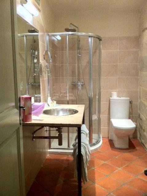 Double Room Shower
