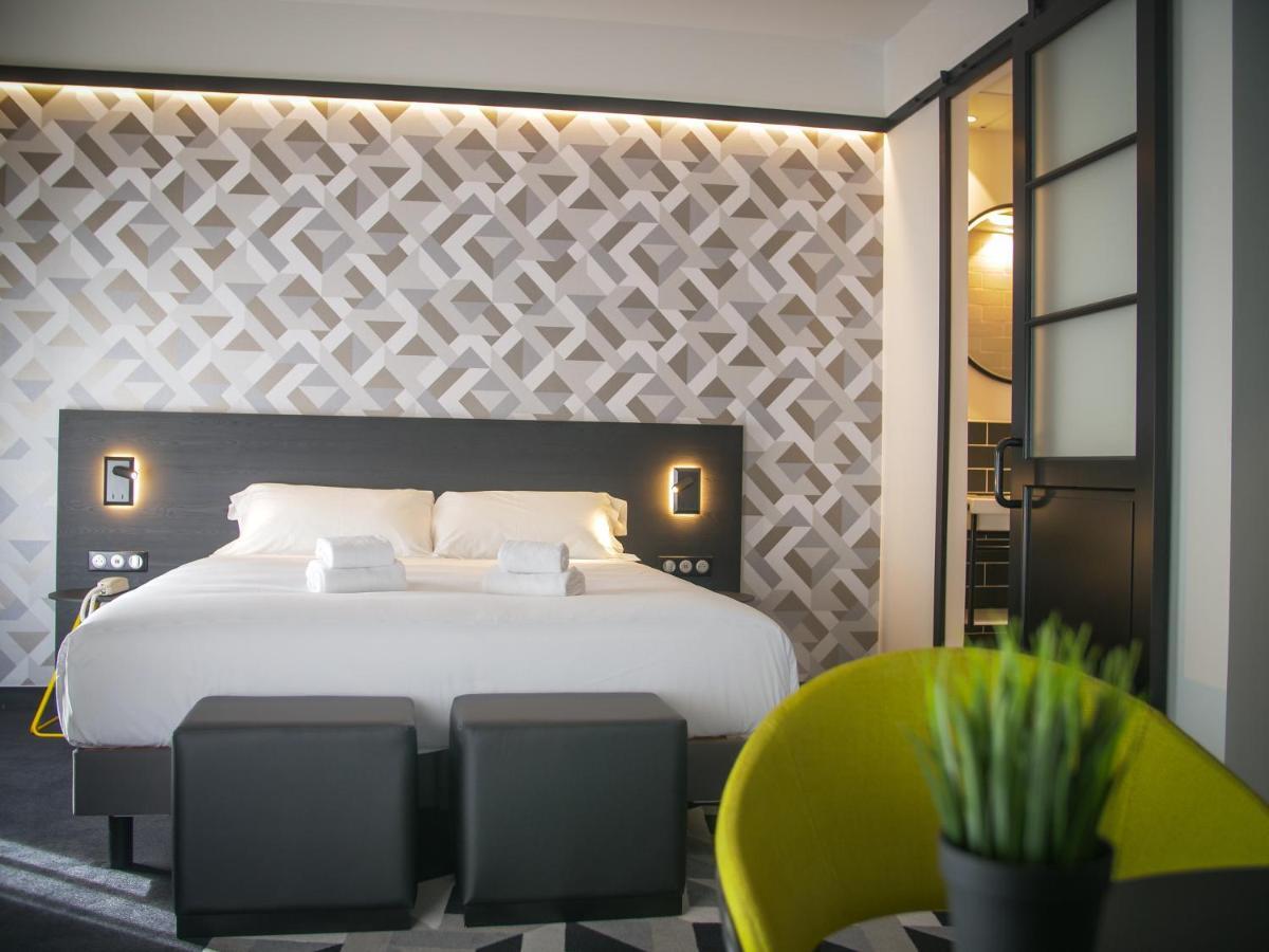 Superior Double Room King Size Bed