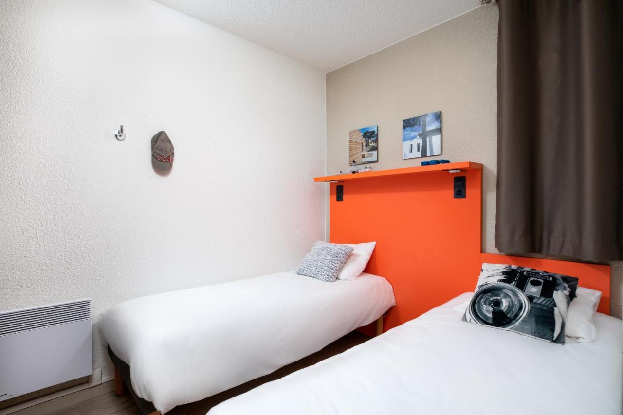 One-Bedroom Apartment (4 Adults),970882789:JPEG