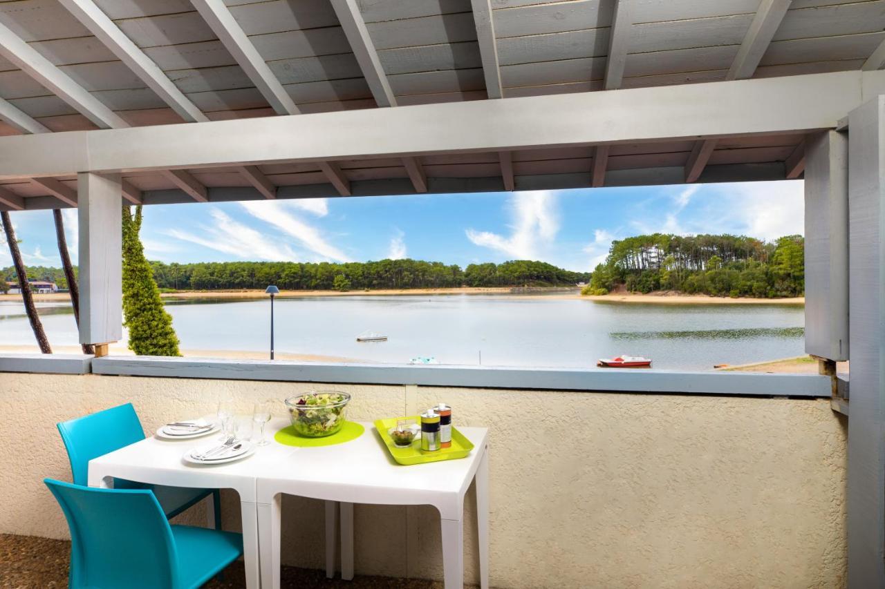 Two-Bedroom Apartment Lake View