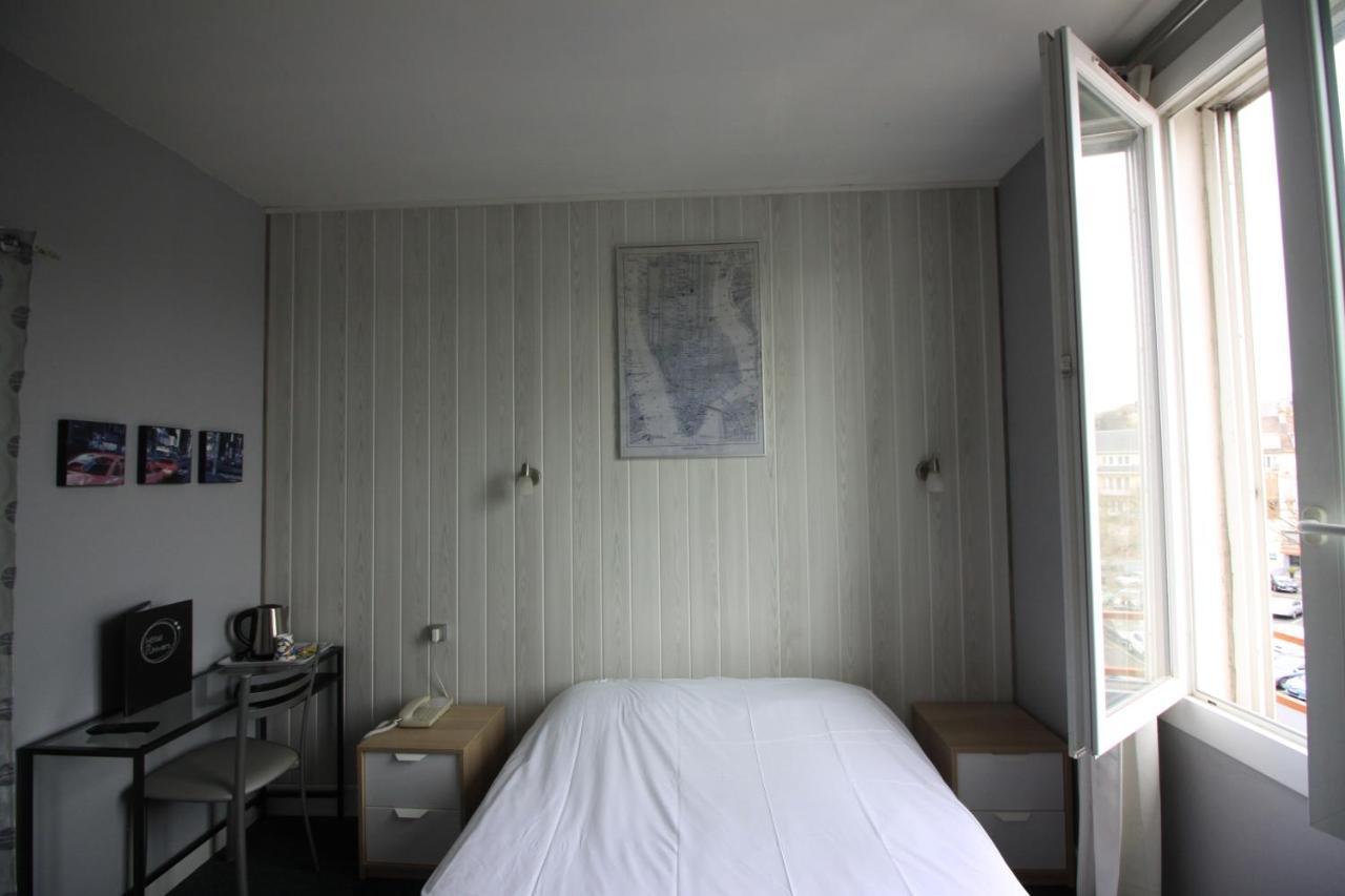 Double Room Port View