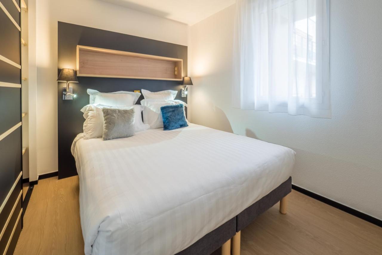 Superior One-Bedroom Apartment