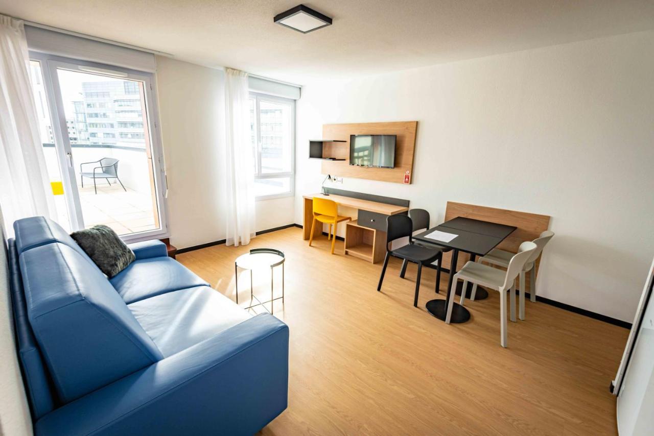Superior One-Bedroom Apartment