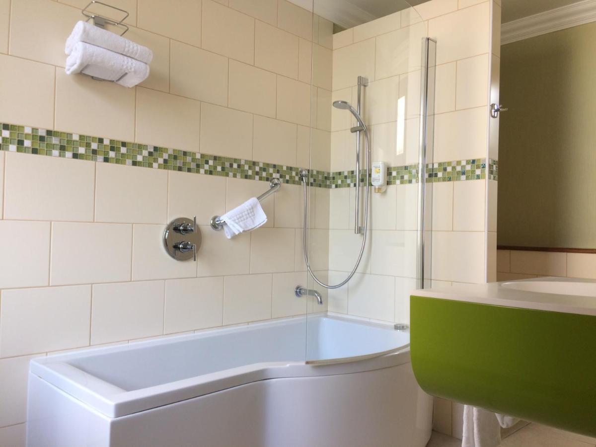 Double Room with Balcony,1538924404:JPEG