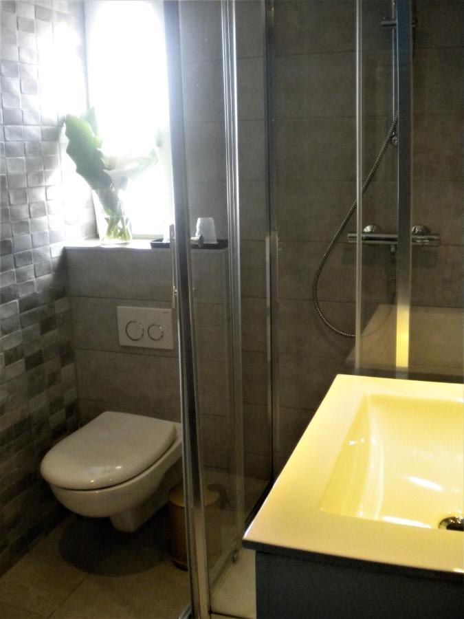 Comfort Double Room with Shower