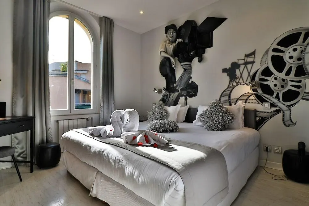 Ideal Sejour - Hotel De Charme Et Atypique-1