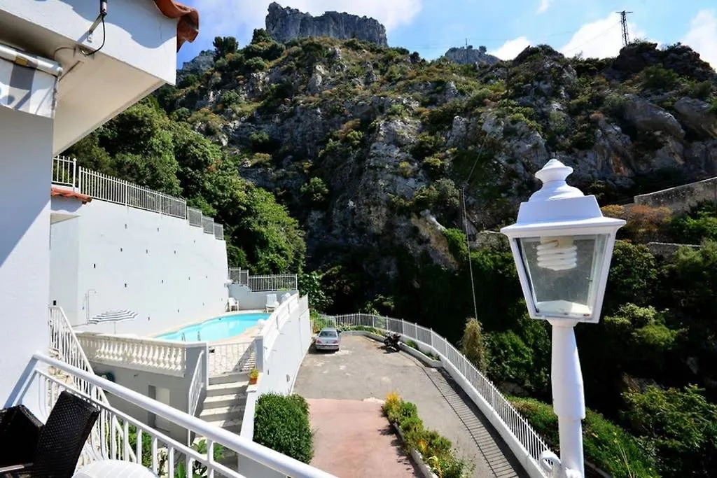 Villa piscine Eze bord de mer à 500m de la plage-1