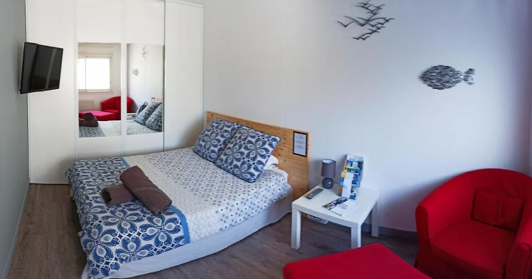 LauRina - Chambre, SDB, terrasse, arrivée autonome-1