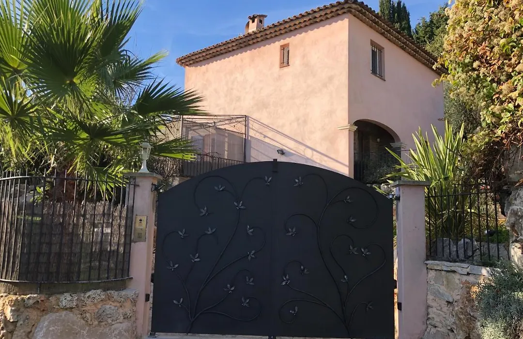 Jolie Villa A Grasse Quartier Saint Antoine-1