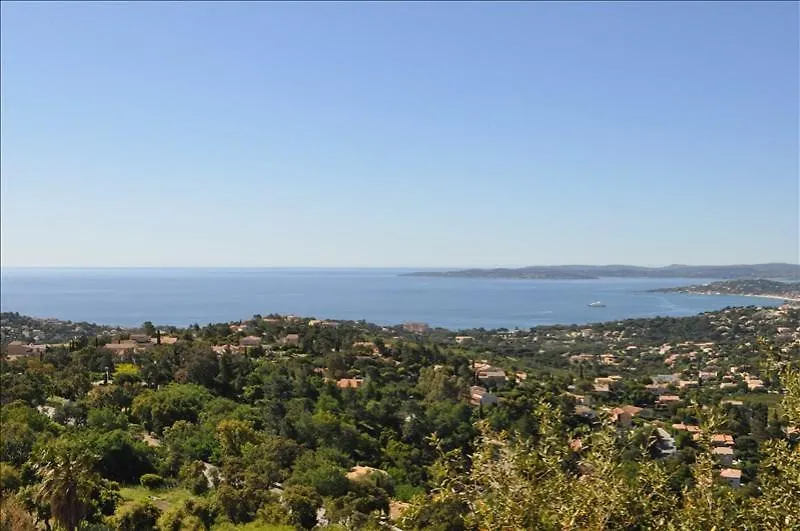 Appartement Vue Mer Golf De St Tropez Avec Piscine 4 Personnes-1