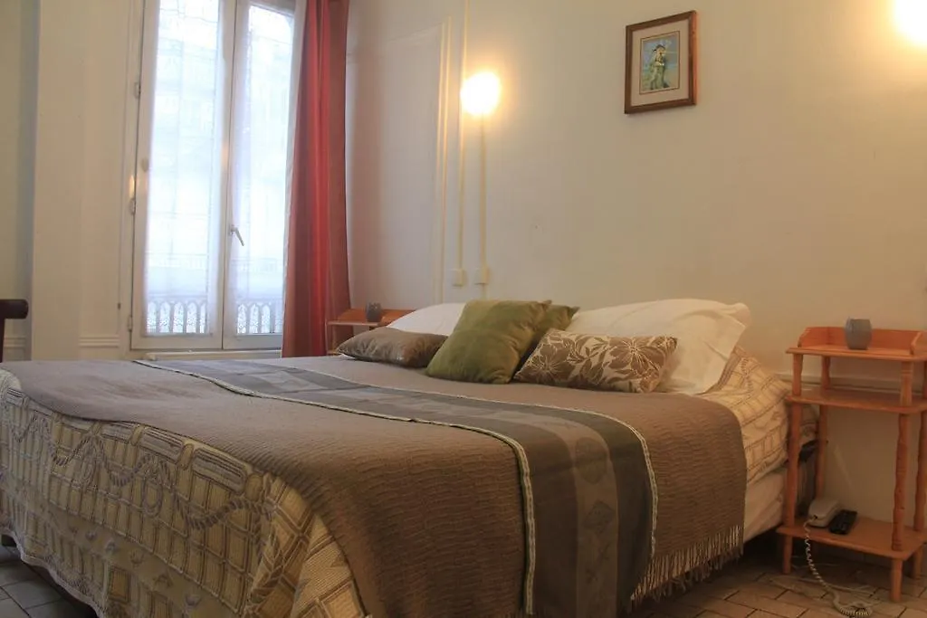 Hotel Bearnais-1