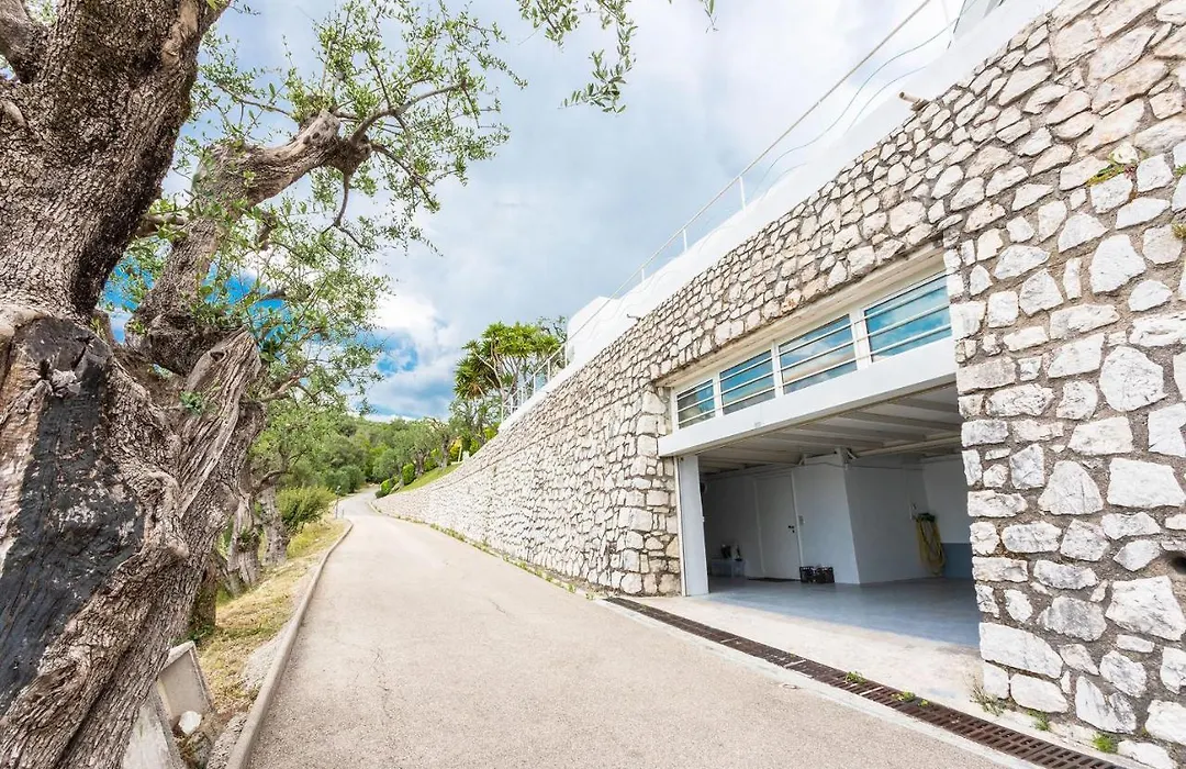 Villa Nice-Gairaut By Riviera Holiday Homes-1