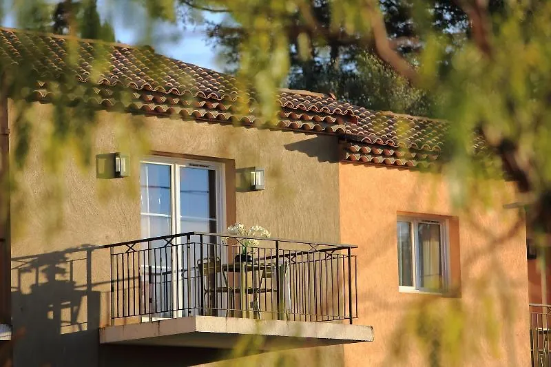 Adonis Mougins-1