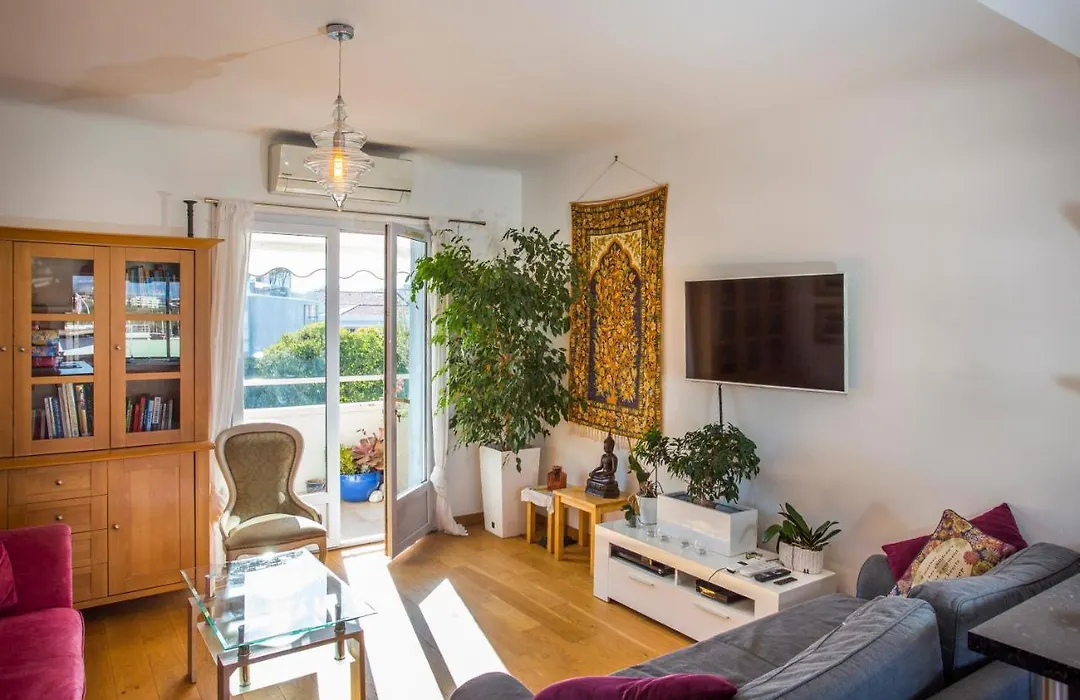 Penthouse Antibes Apartment-1