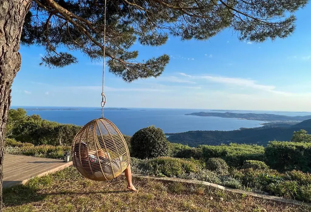 Villa / Vue A Couper Le Souffle Entre Terre Et Mer-1