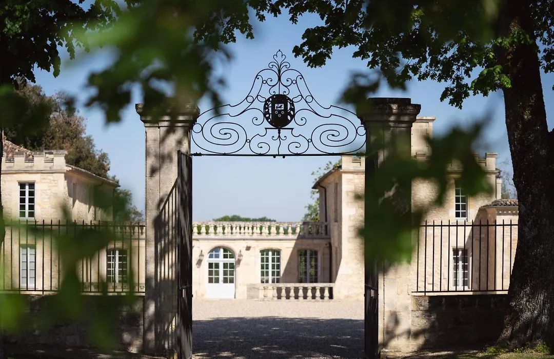 Chateau De Ferrand-1