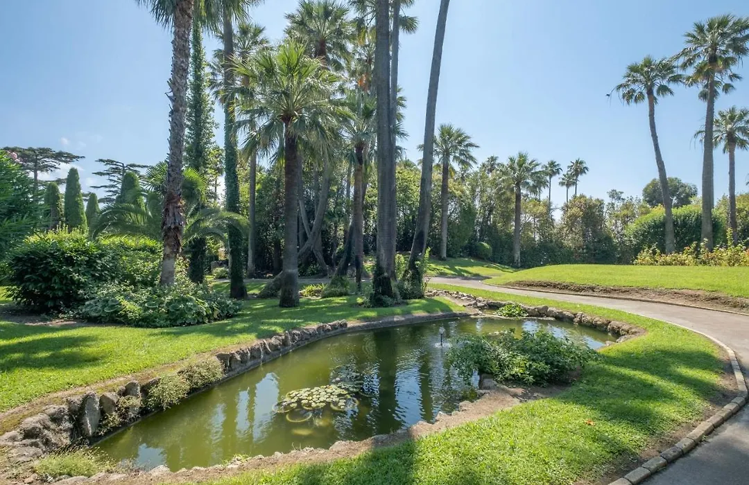 8 Hectares Park Spectacular Sea View-1