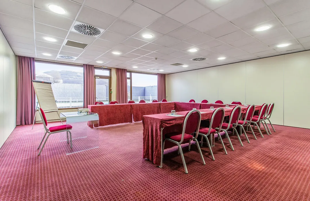 Zenitude Hotel Grenoble Alpexpo-1