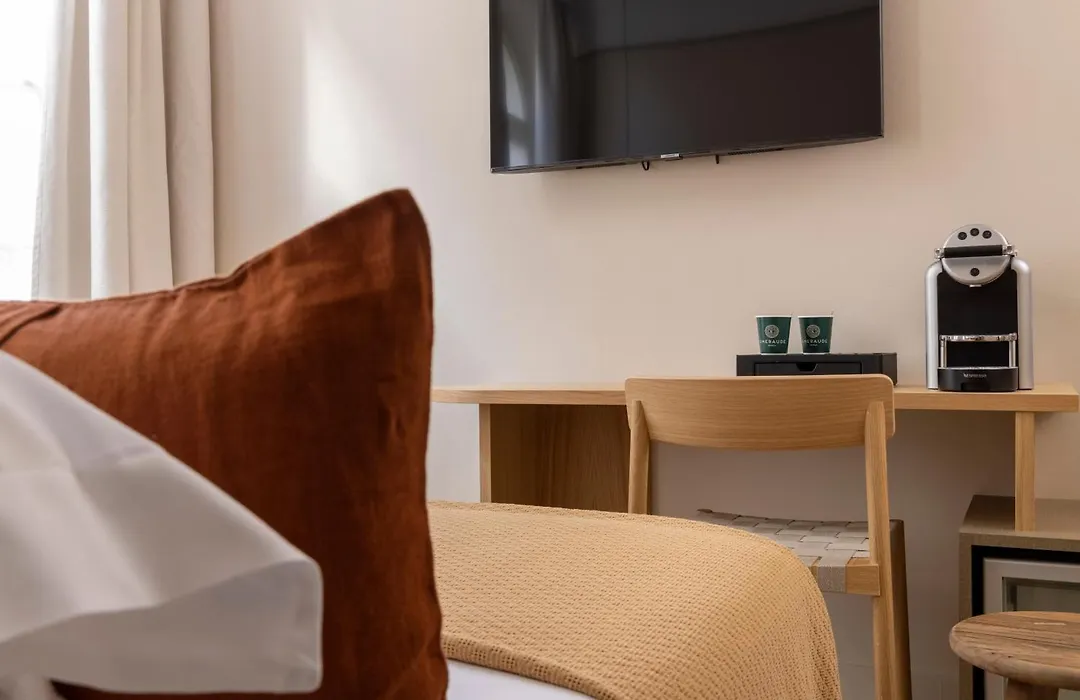 Hotel Joe M-1