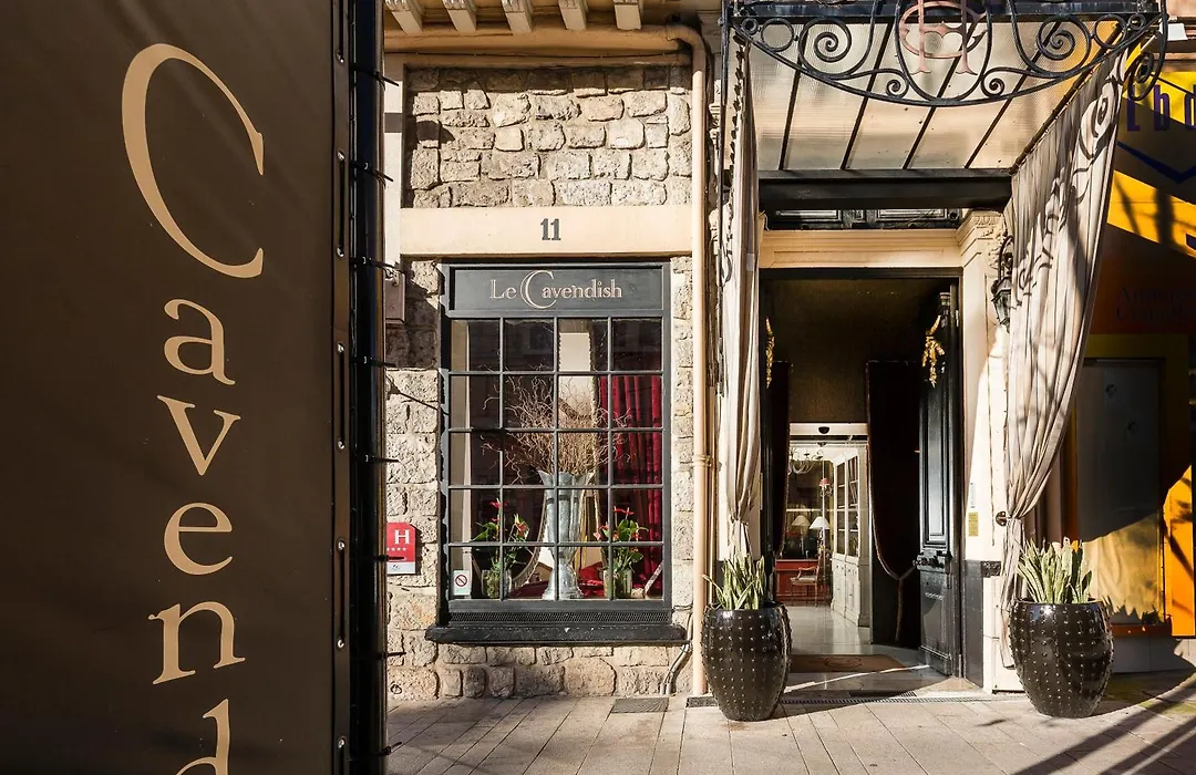 Le Cavendish-1