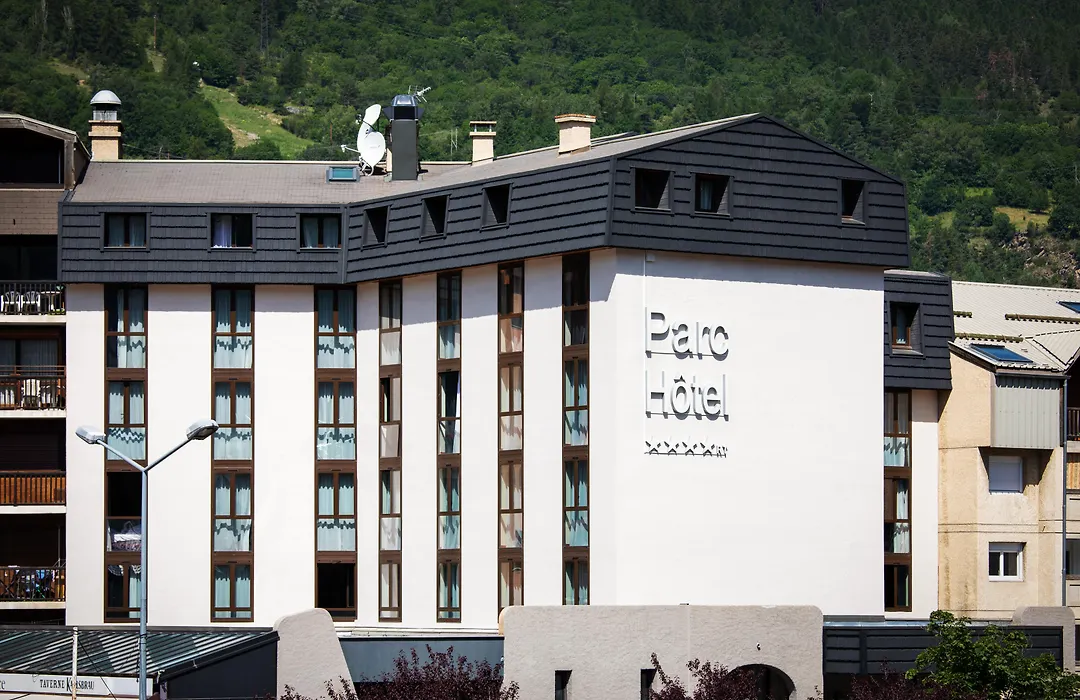 Sowell Hotels Le Parc & Spa-1