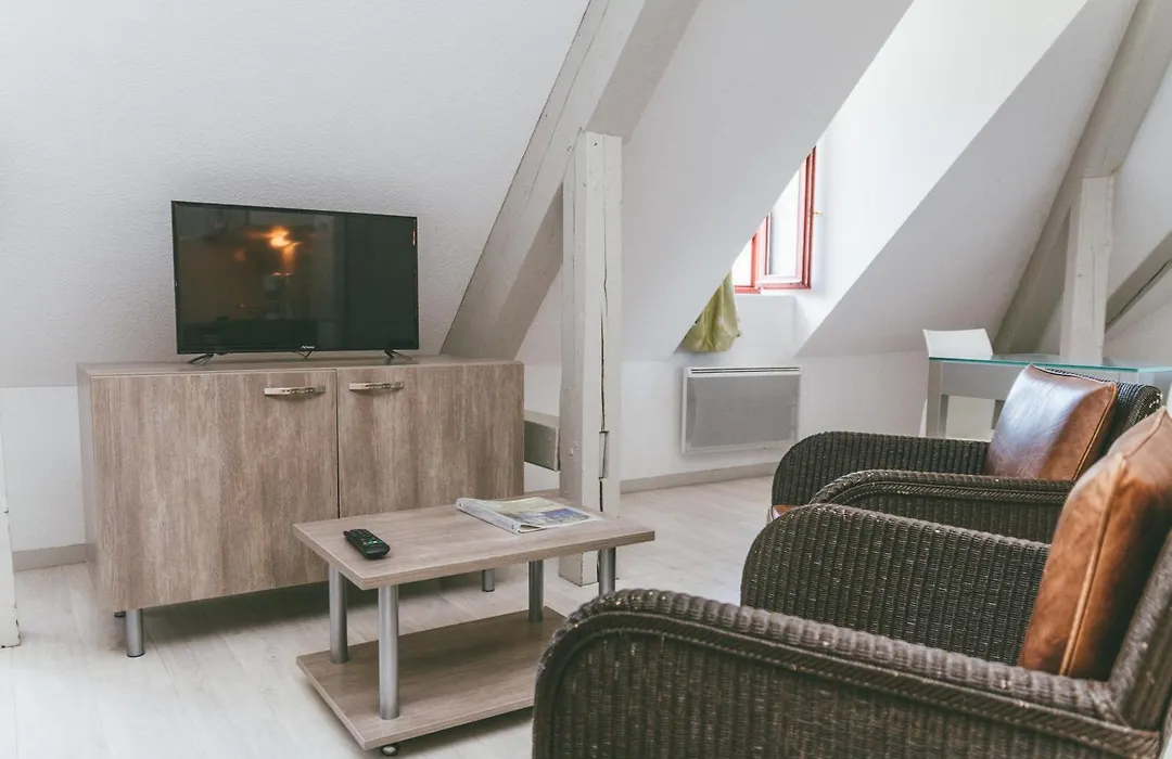 Terres de France - Appart'Hotel le Splendid-1