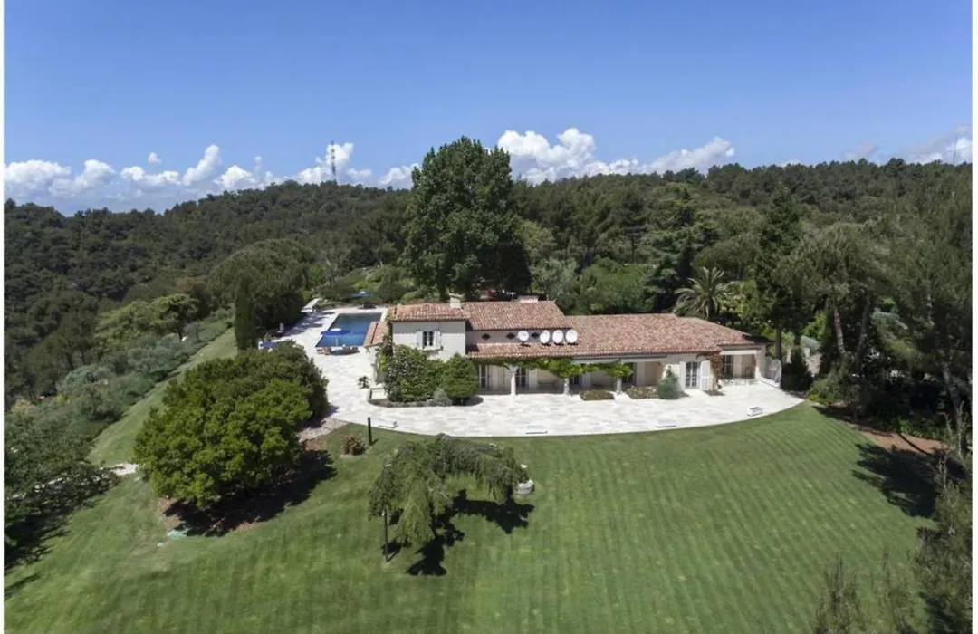 The Unique Villa With Magnificent Sea View-1