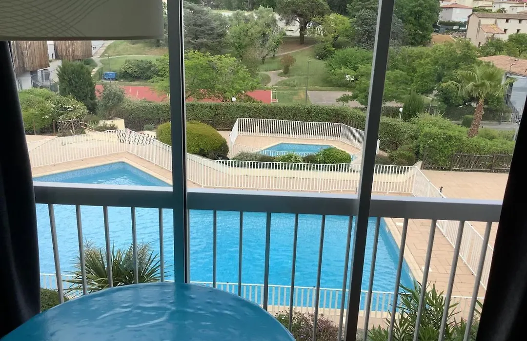Au calme dans hameau fleuri joli Studio 3 pers piscine parking wi-fi-1