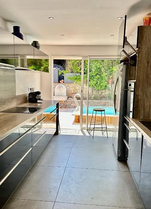Riviera Villa Close To Center City, Ac, Pool-1