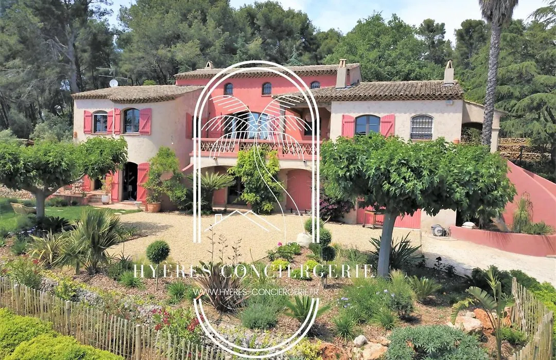 Majestueux-Le Mas du Crabe Rose-Carqueiranne-Villa T6-piscine BY HC-1