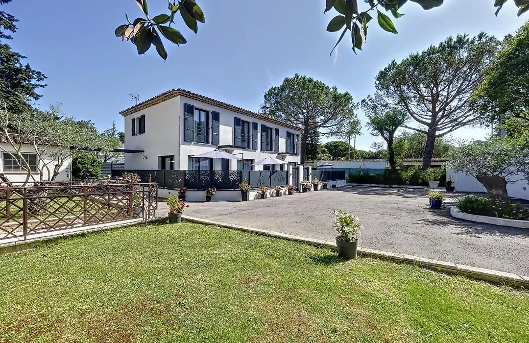 Les villas du Golf Mougins-1