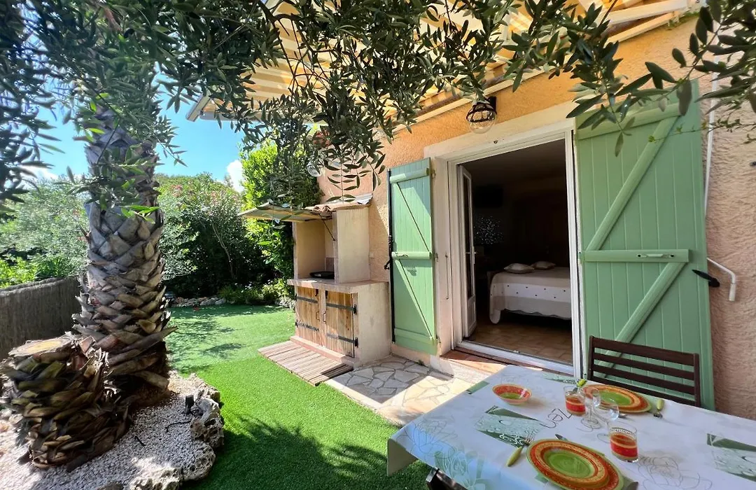 Bastide Du Levant - 50M Plage - Rez De Jardin-1