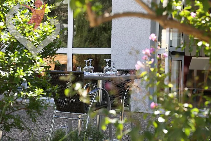 Hotel Restaurant Olympe-1